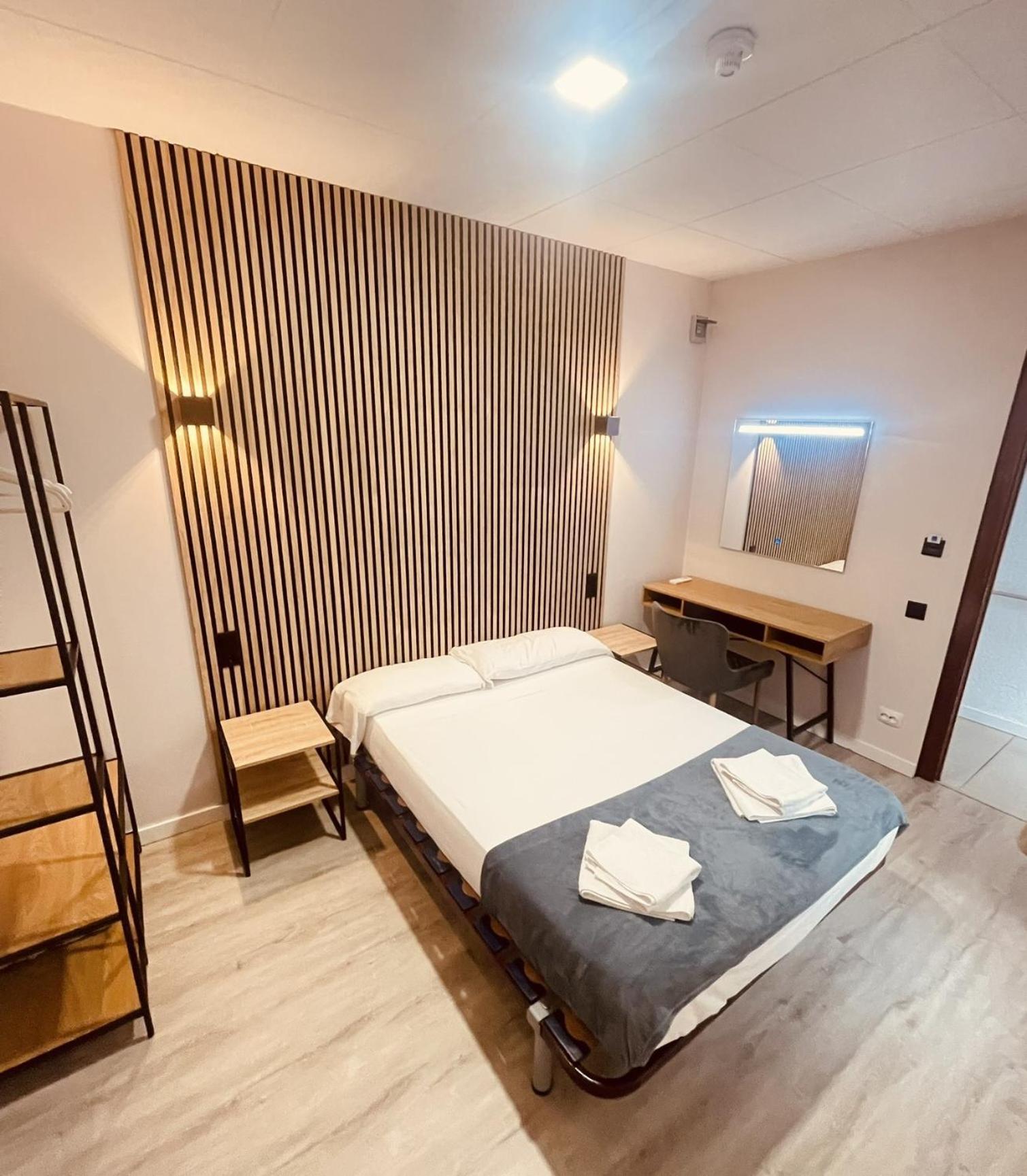 Colibri Hotel Calella Bagian luar foto