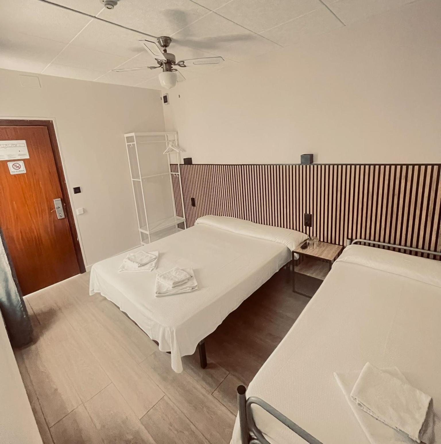 Colibri Hotel Calella Ruang foto