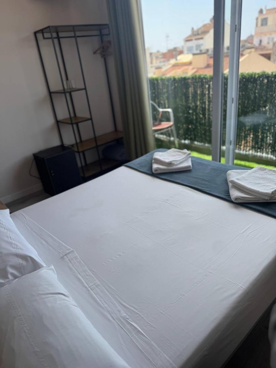 Colibri Hotel Calella Bagian luar foto