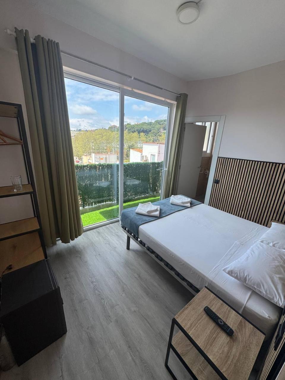Colibri Hotel Calella Bagian luar foto